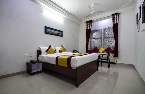 Gayariawas Hotel | Collection O Vallabh Villas