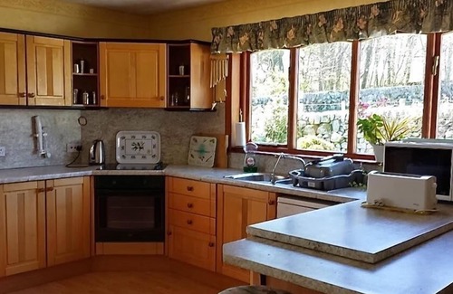 Auchencairn Cottage | Collin Hill House - a house that sleeps 4 guests in 2 bedrooms
