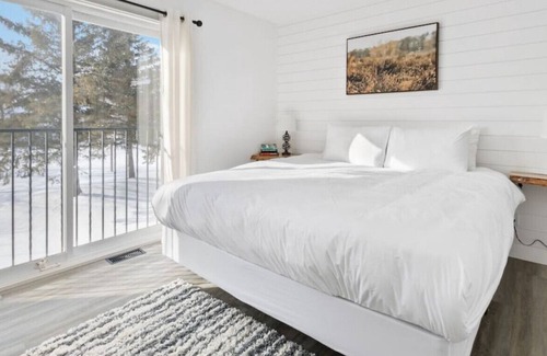 Collingwood House | Collingwood Chalet Near Blue Mountain Slopes 39B