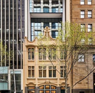 Melbourne Central Business District Apartment | Collins House Apartments by CLLIX