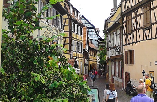 Saint Joseph/Mittelharth Cottage | COLMAR F3 - QUARTIER ST JOSEPH 4 PERS -65 M2 - 5 MM GARE TGV