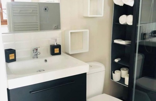 Quartier Vieux Marche-Cathedrale Apartment | Colombage" duplex apartment in Rouen's historic district