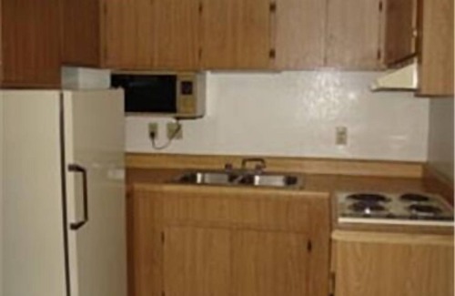 East Mesa Hotel | Colonade Motel