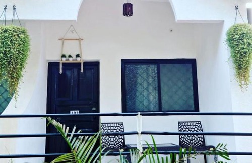 Anjuna Resort | Colonel's Beachside Resort