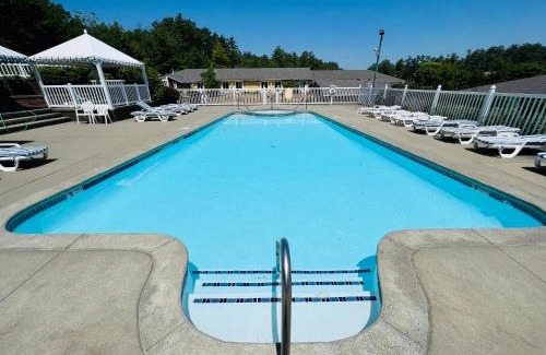 Lake George Resort | Colonel Williams Resort and Suites