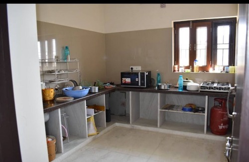 Udaipur District House | Colonels Home stay - A home away from home. Set in a scenic natural environment.
