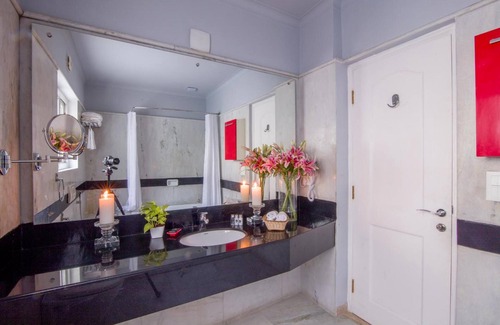 Block D Bed & Breakfast | Colonels Retreat 2