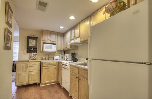 Pigeon Forge Condo | Colonial Crest 107 - Great location! - You can walk to town!