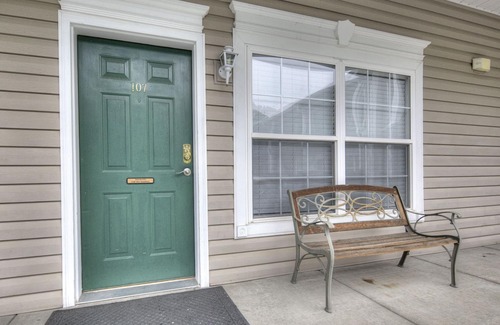 Pigeon Forge Condo | Colonial Crest 107 - Great location! - You can walk to town!