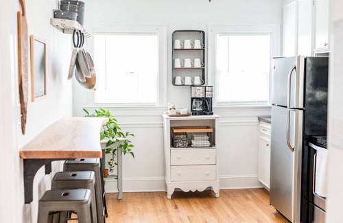Rivermont House | Colonial Gem: Walk to Dining & Park, Near Downtown!