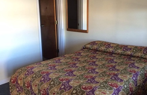 Gallup Hotel | Colonial Motel