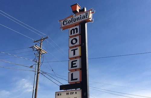Gallup Hotel | Colonial Motel