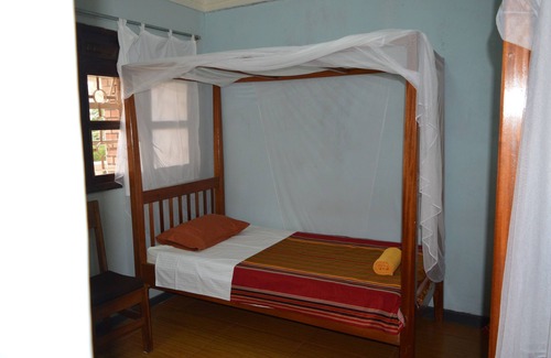 Entebbe Bed & Breakfast | Colonial Residence Bed and Breakfast Entebbe