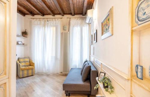 Carrobbio Apartment | Colonne's Nest - Cozy and Silent with AC