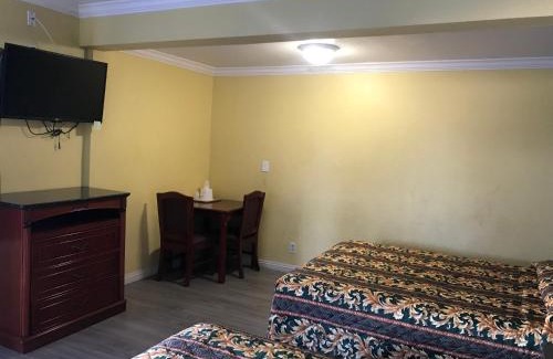 Harbor Hotel | Colony Inn Motel
