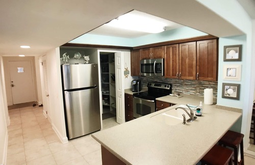 Butler Beach Condo | Colony Reef 1408, Clean,updated 3BR/2BA Ocean view Condo w/Private WiFi.