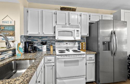 Butler Beach Apartment | Colony Reef Club II 17A