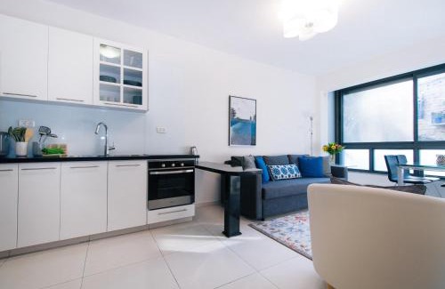 Emek Refaim Apartment | Colony Suites - Hildesheimer St.