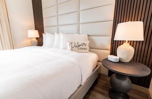 Palmer Hotel | Colony Suites