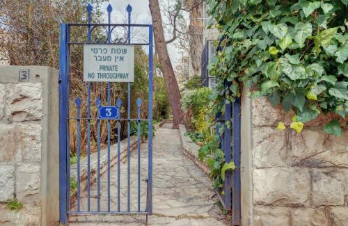 Emek Refaim Apartment | Colony Suites - Wedgewood St.