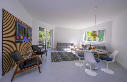 Paradiso Apartment | Coloratura - Happy Rentals
