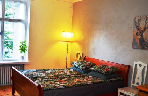 Turku Apartment | Colorful 76 m2 city centre residence with free parking