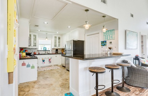 Port Bolivar House | Colorful Gulf view home with wraparound deck and AC - walking distance to beach