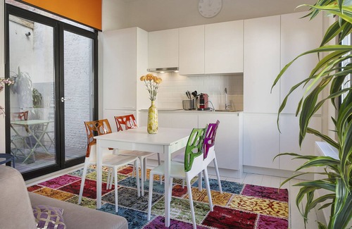 South Antwerp Apartment | Colorful MARNIX studio by Lit d'Art Museum South Antwerp