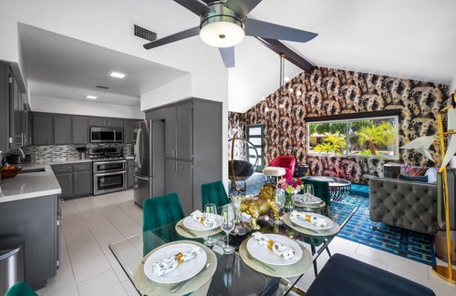 Desert Park Estates House | Colorful Mid-Century Gem | Pool, Spa, Firepit, Near Downtown Palm Springs
