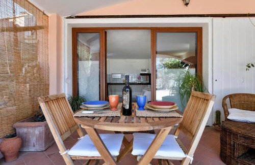 Torre di Bari Apartment | Colori della Sardegna