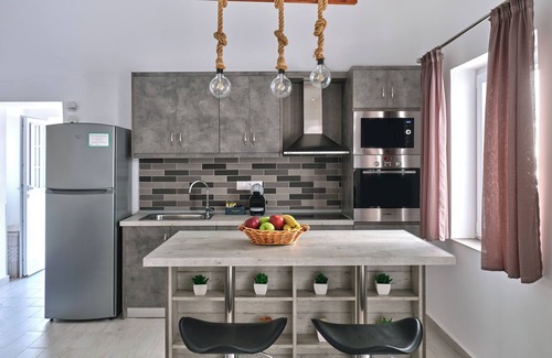 Naousa House | COLORS IN NAOUSA - LUXURY HOUSE IN NAOUSA