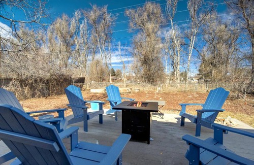 Security-Widefield House | Colors of Colorado Parks & Trails Dog-Friendly