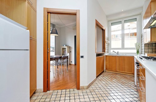 Celio Apartment | Colosseum panoramic elegant apartment for 6