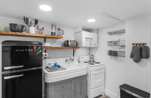 Columbia City Apartment | Columbia City Urban Studio