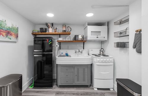 Columbia City Apartment | Columbia City Urban Studio