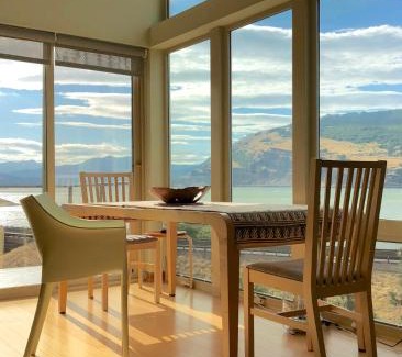 Mosier Apartment | Columbia view