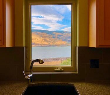 Mosier Apartment | Columbia view