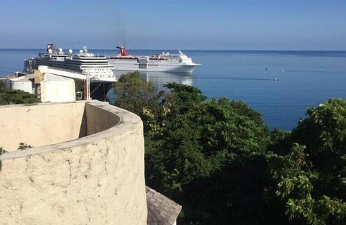Ocho Rios House | Columbus Heights Sea View