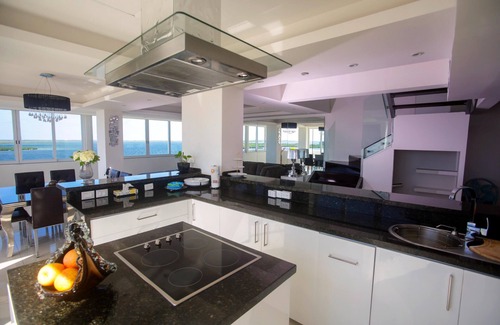 Zona Hotelera Condo | Combo #204-Tim’s Ocean Condos – Beachfront – Spacious Areas + 2 Private Pools!