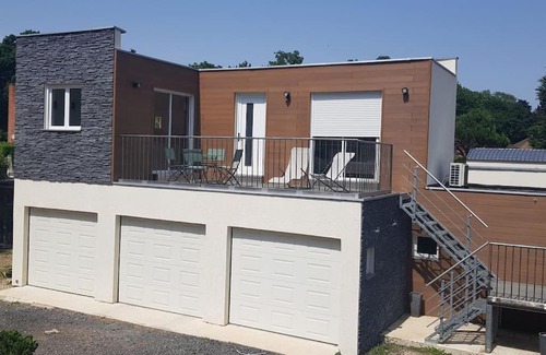 Coupvray Apartment | Come à la maison!