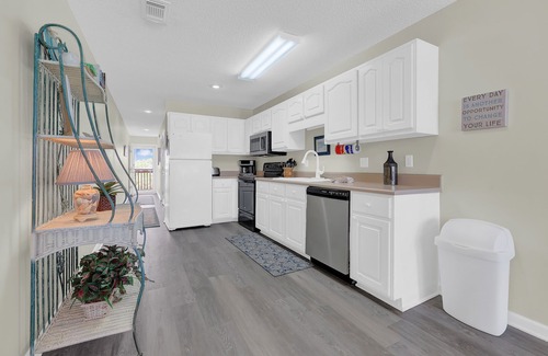 Laguna Beach Estates Condo | Come and enjoy your vacation at Sands of Laguna!