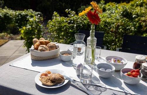 Municipality of Harderwijk House | Come and enjoy the beautiful detached bungalows, fully equipped with a spacious kitchen and cozy fireplace