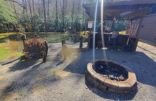 Hiawassee Cabin | Come and enjoy the beautiful north Georgia mountains!