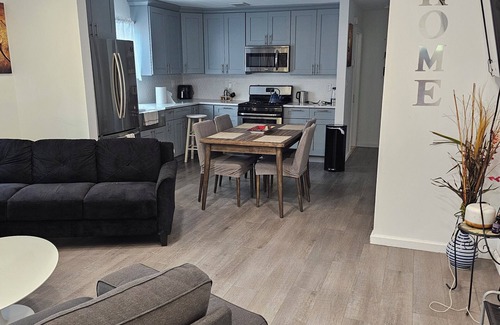East New York Apartment | Come and enjoy the soothing, peaceful, ambient and quiet