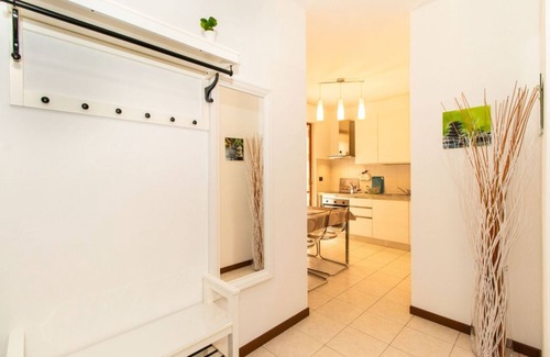 Vittoria Apartment | Come Casa Like Home x6 con Terrazzino e Posto Auto