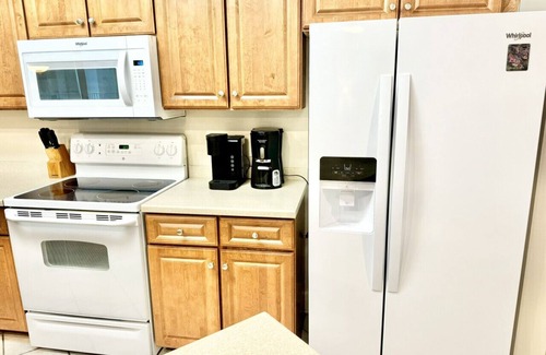 Orange Beach Condo | Come Dip Your Paws In The Water! Elite Pet Friendly Condo On Ground Floor