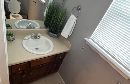 South Norfolk House | Come enjoy 3bd/2.5 Ba home with full deck, grill, games & Inflatable hot tub.