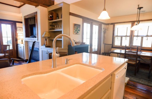 Minnesott Beach House | Come enjoy Cribb Cove with family and friends!