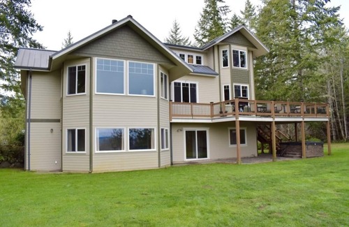 Chimacum House | Come Experience Our Country Home Where Kids Entertain Themselves.