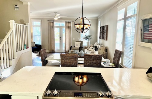 Rosemary Beach House | Come for the Beach View and stay for the Food!